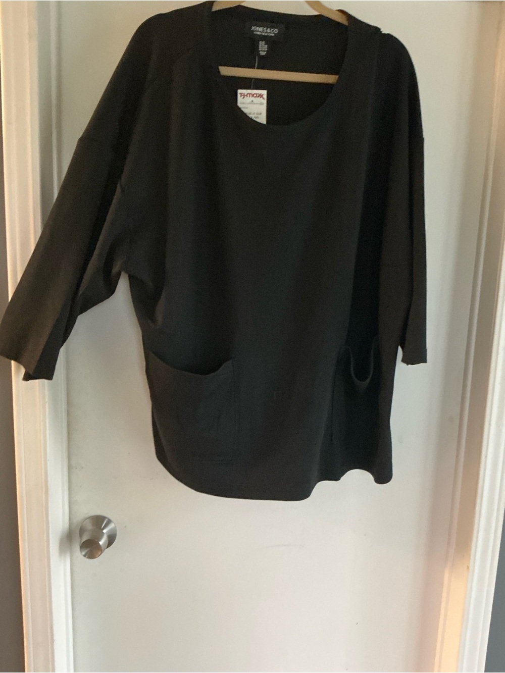 NWT Women’s  plus Sz 3X Jones New York Soft black tunic top w/pockets